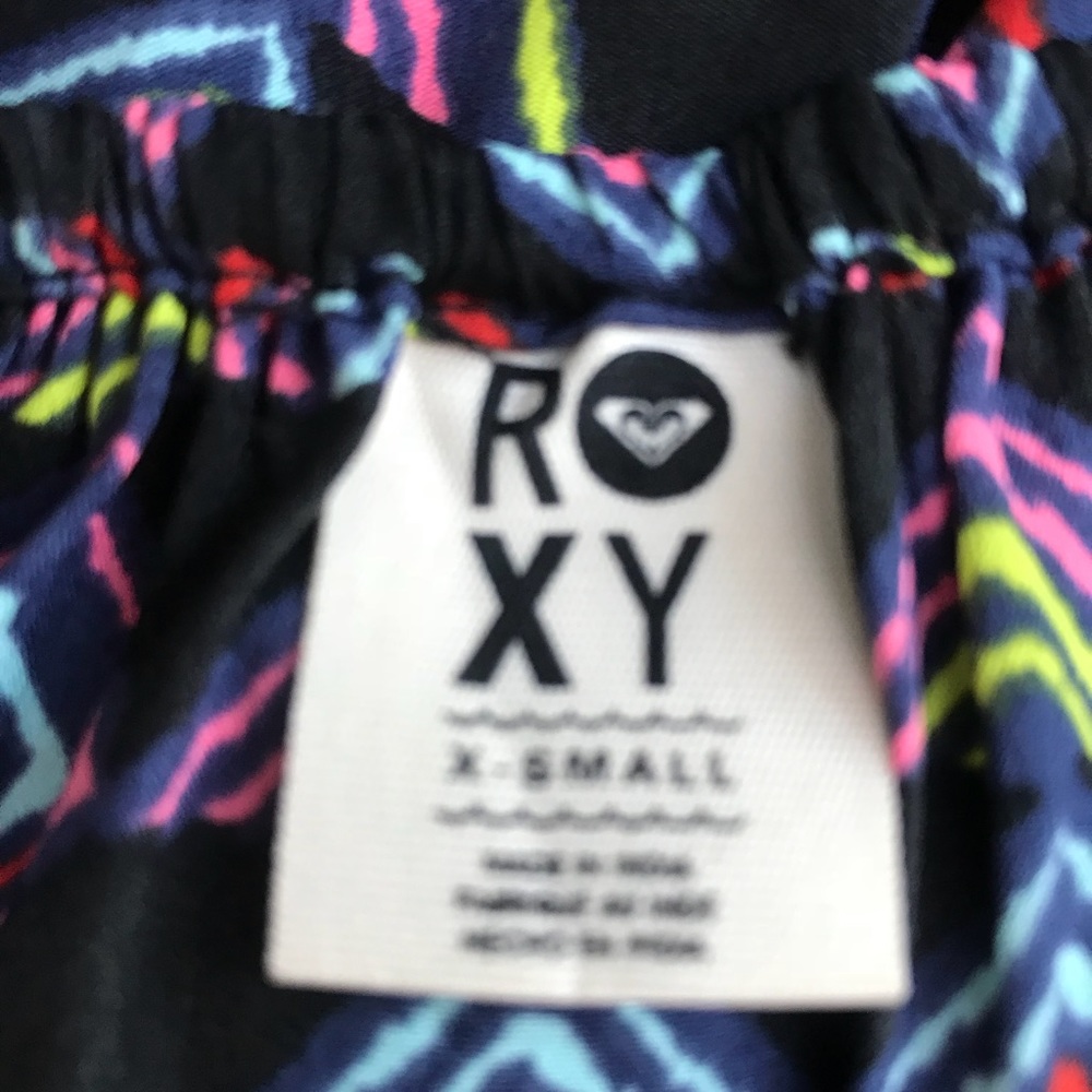 A8 Roxy Dress graphic print XS Back Cutout - Picture 4 of 8